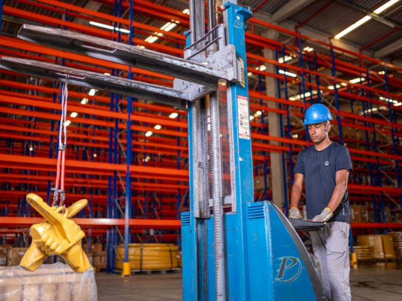 logística armazenagem e movimentação de cargas processos
